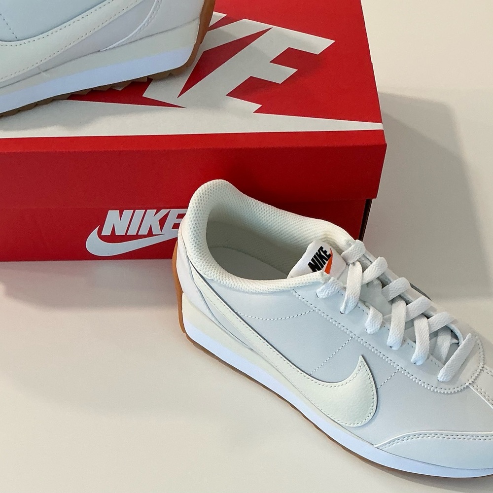 NWB Nike Pacific Sneakers Sz 7.5 - Picture 4 of 16